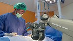 operation med läkare och ai-robot